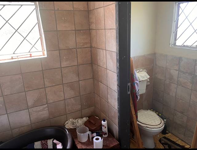 3 BEDROOM FREEHOLD FOR SALE IN SOUTH HILLS